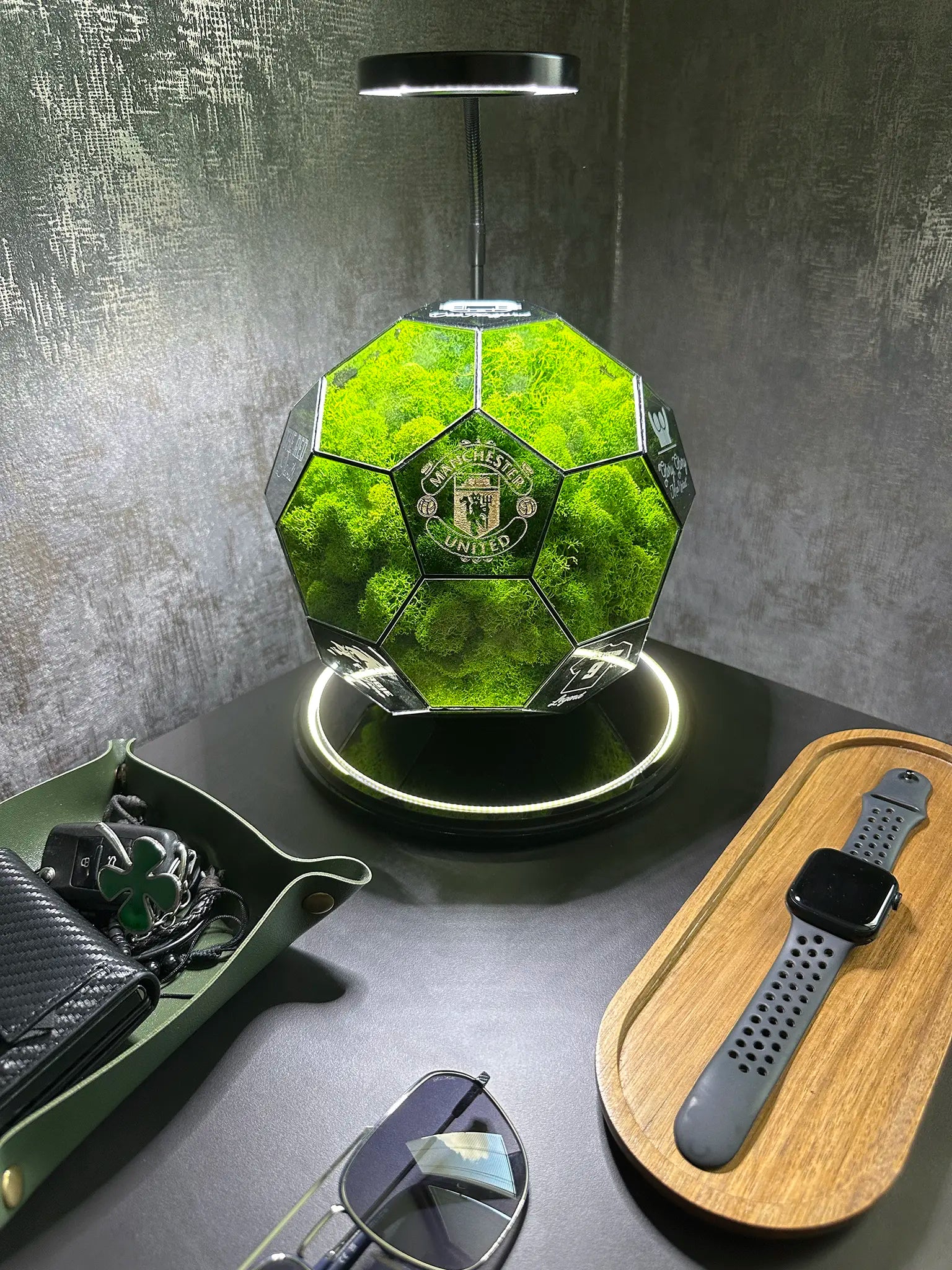 Manchester United F.C. ball (grass green)