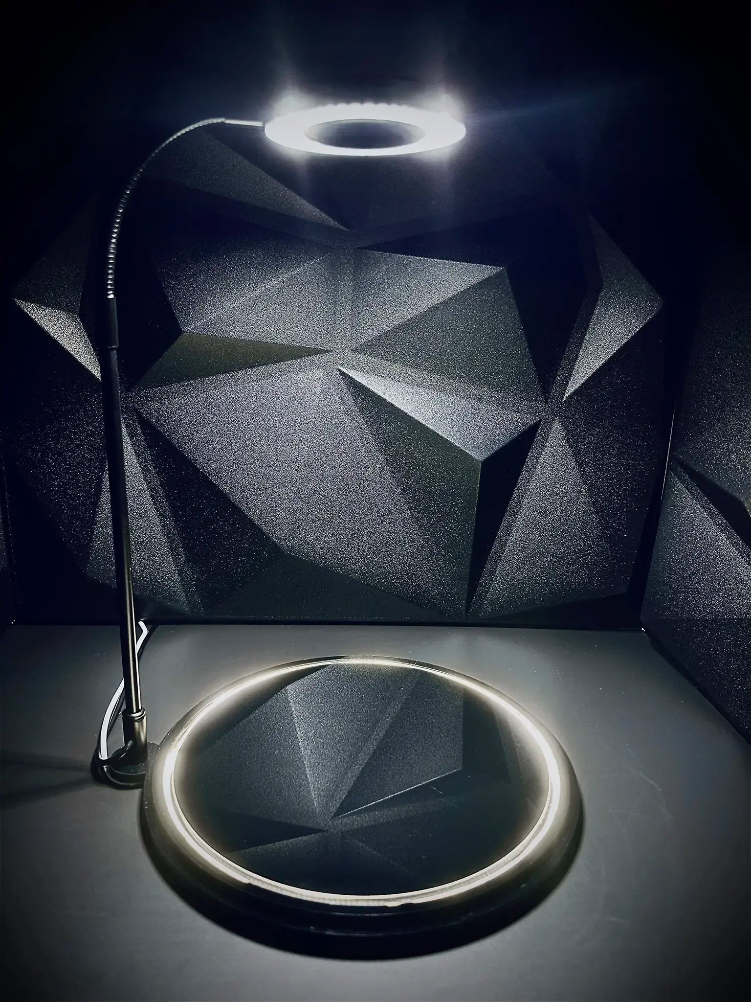 Stand (acrylic with USB lights)